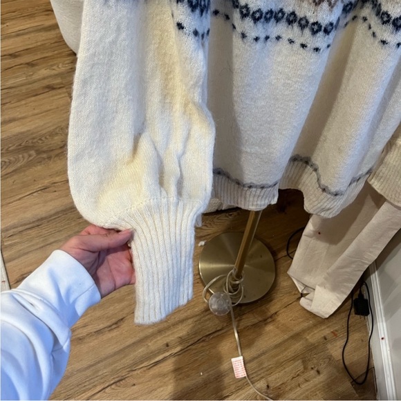 J Crew Fair Isle Puff Sleeve Sweater - Picture 4 of 7